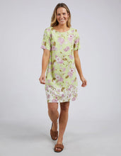 Load image into Gallery viewer, Emmaline Floral Shift Dress
