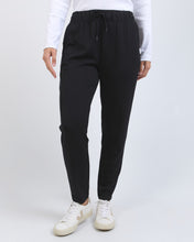 Load image into Gallery viewer, Hail Pant Black
