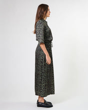 Load image into Gallery viewer, Honor Dress Khaki Leopard
