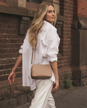 Load image into Gallery viewer, Elle Crossbody Bag Coffee
