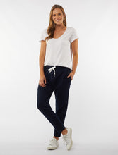 Load image into Gallery viewer, The Lobby Pant Navy
