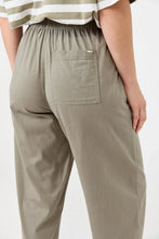 Load image into Gallery viewer, Studio Traveller Pant Olive

